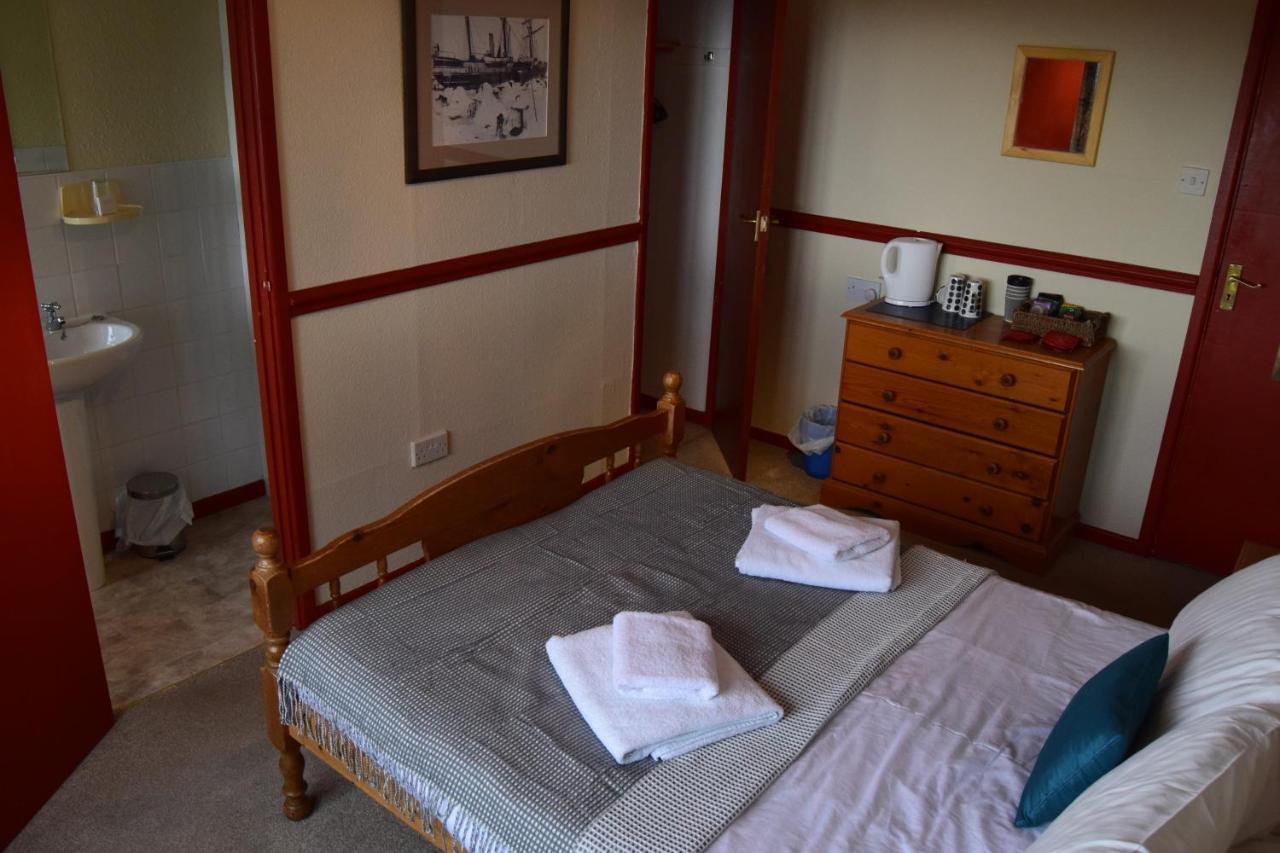 Cwmwennol Country House ซอนเดอร์สฟุต ภายนอก รูปภาพ