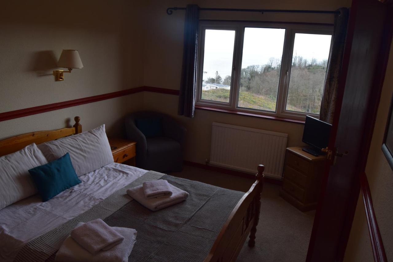 Cwmwennol Country House ซอนเดอร์สฟุต ภายนอก รูปภาพ