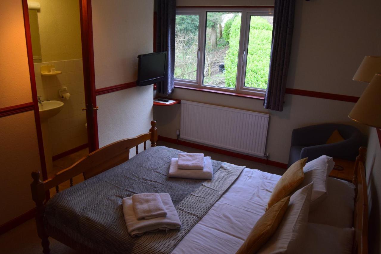Cwmwennol Country House ซอนเดอร์สฟุต ภายนอก รูปภาพ